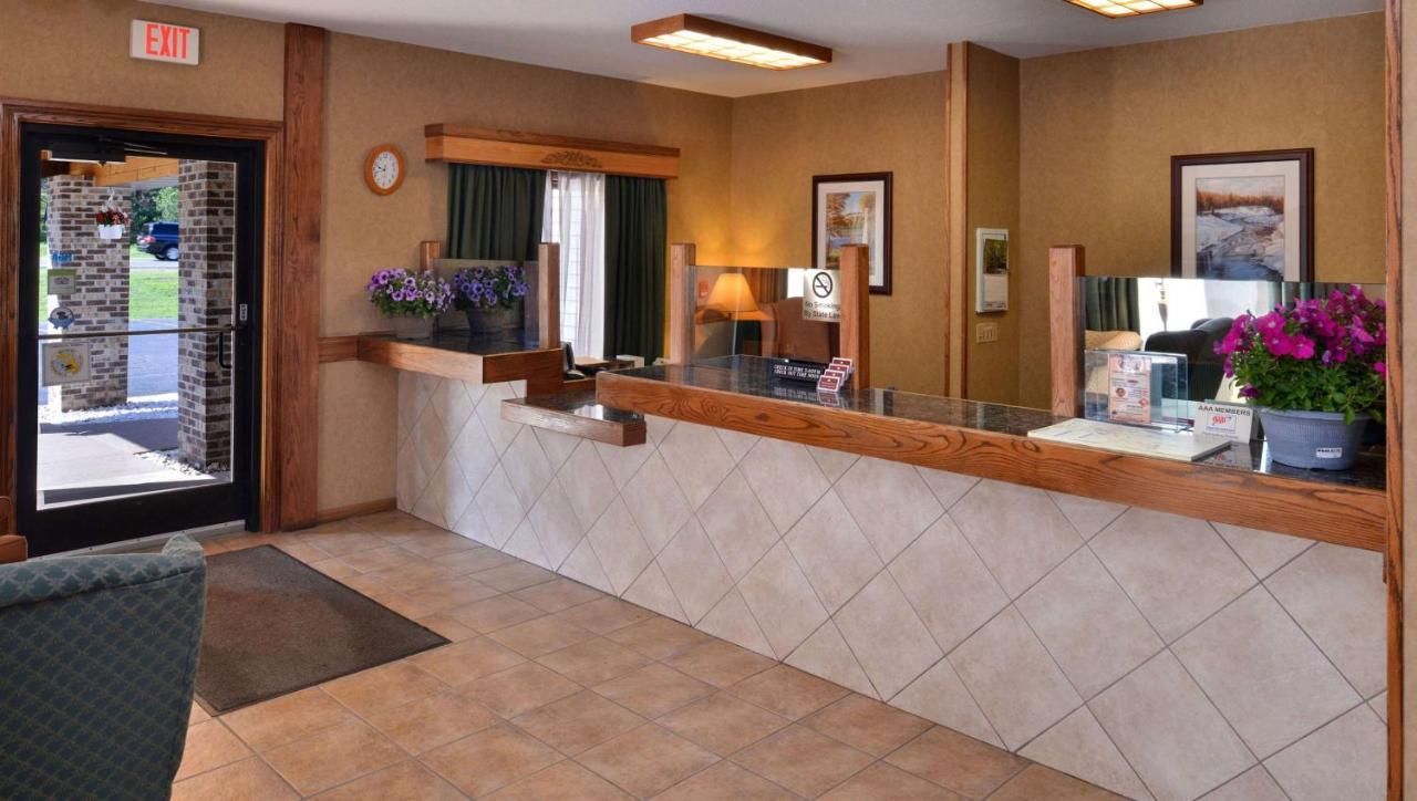 Magnuson Hotel Country Inn Ishpeming Exterior foto